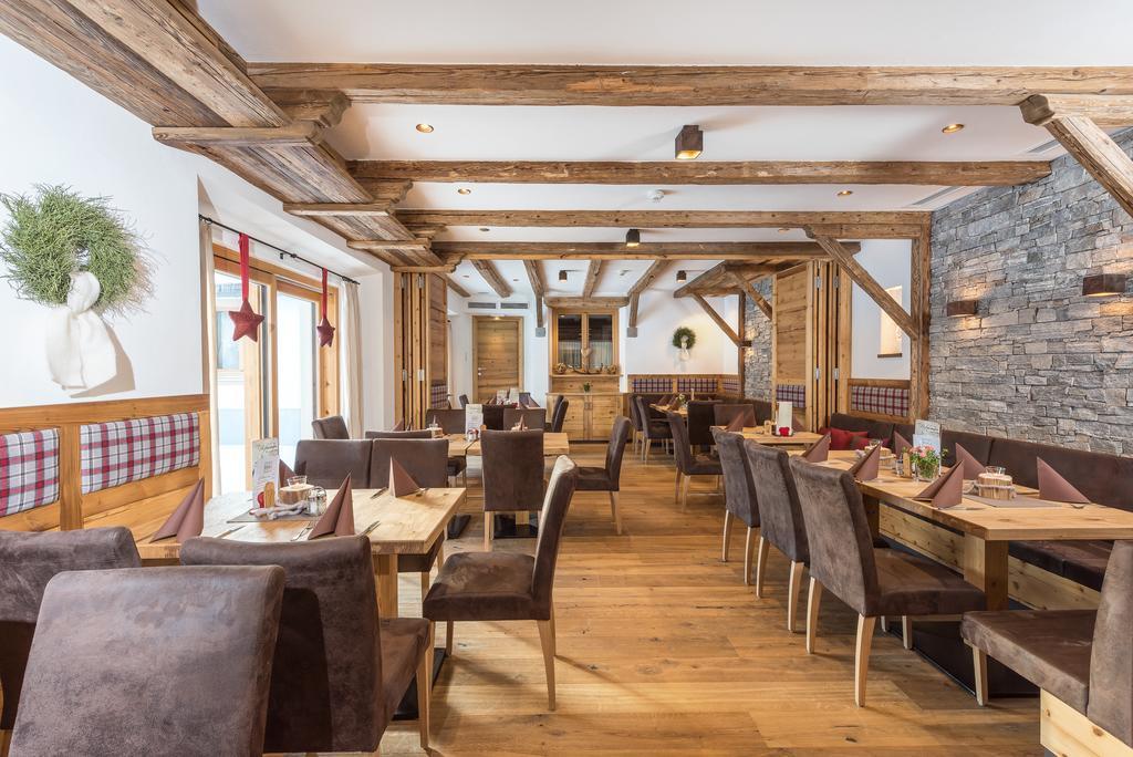 Pension Restaurant Dorfalm レオガング エクステリア 写真